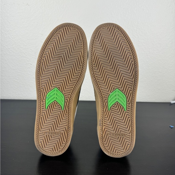 CARIUMA Catiba Pro Skate Gum Sole Mens 9.5 women’s 11 White/Ivory Suede Sneakers - Picture 5 of 8